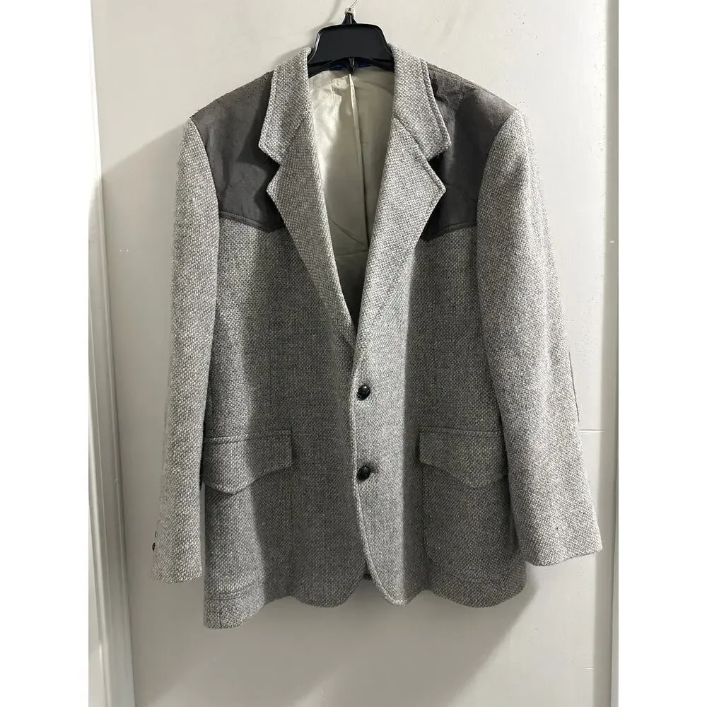 Pendleton Gray with elbow patch blazer jacket size 44 Made‎ in the USA